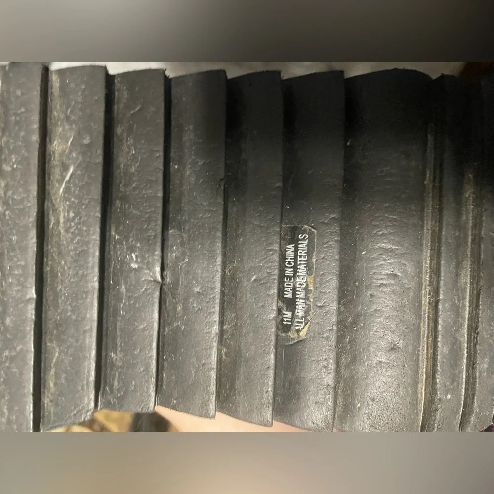 Hot topic size 11 vintage mall goth platform
Boots - Picture 10 of 15